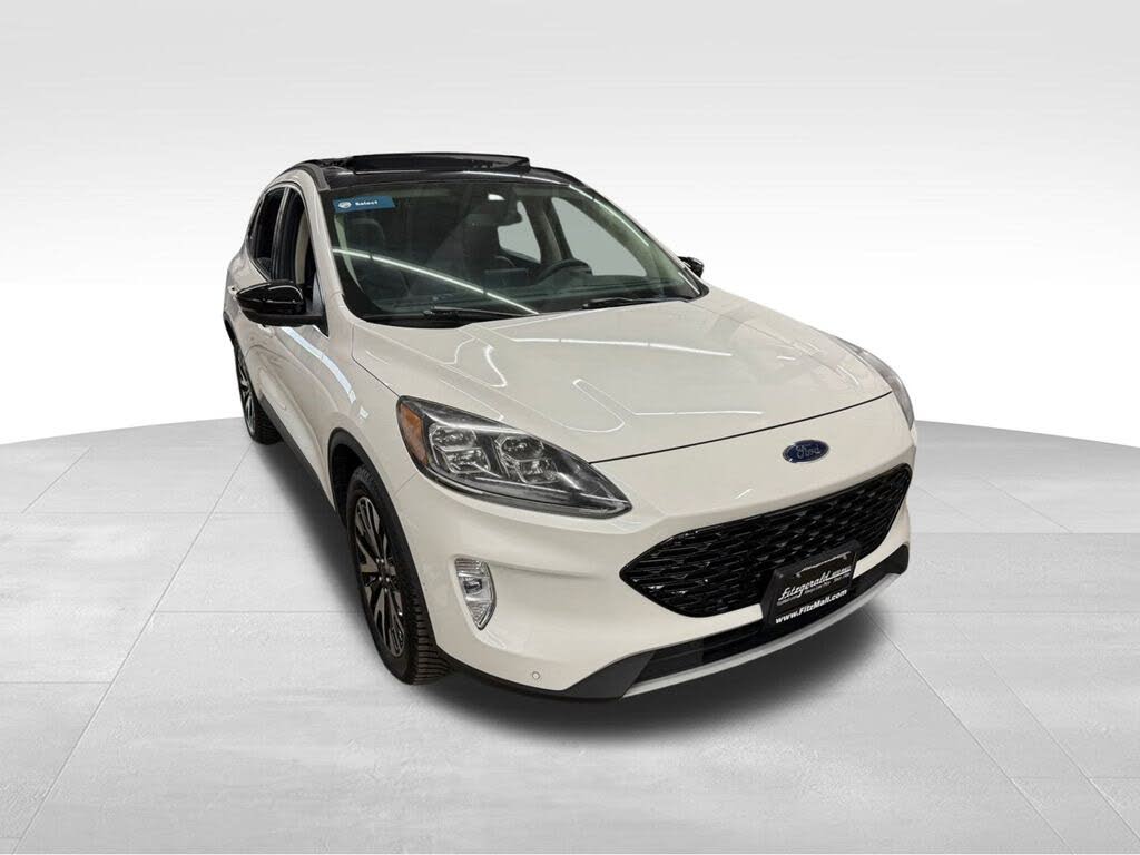 2020 Ford Escape Hybrid Titanium AWD