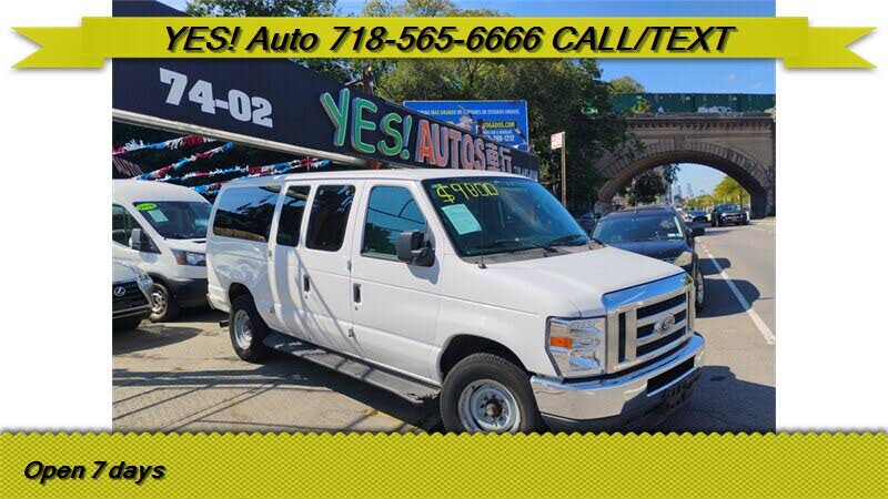 2011 Ford E-Series E-350 XL Super Duty Passenger Van
