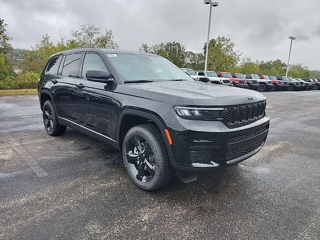 2025 Jeep Grand Cherokee L Altitude X 4WD