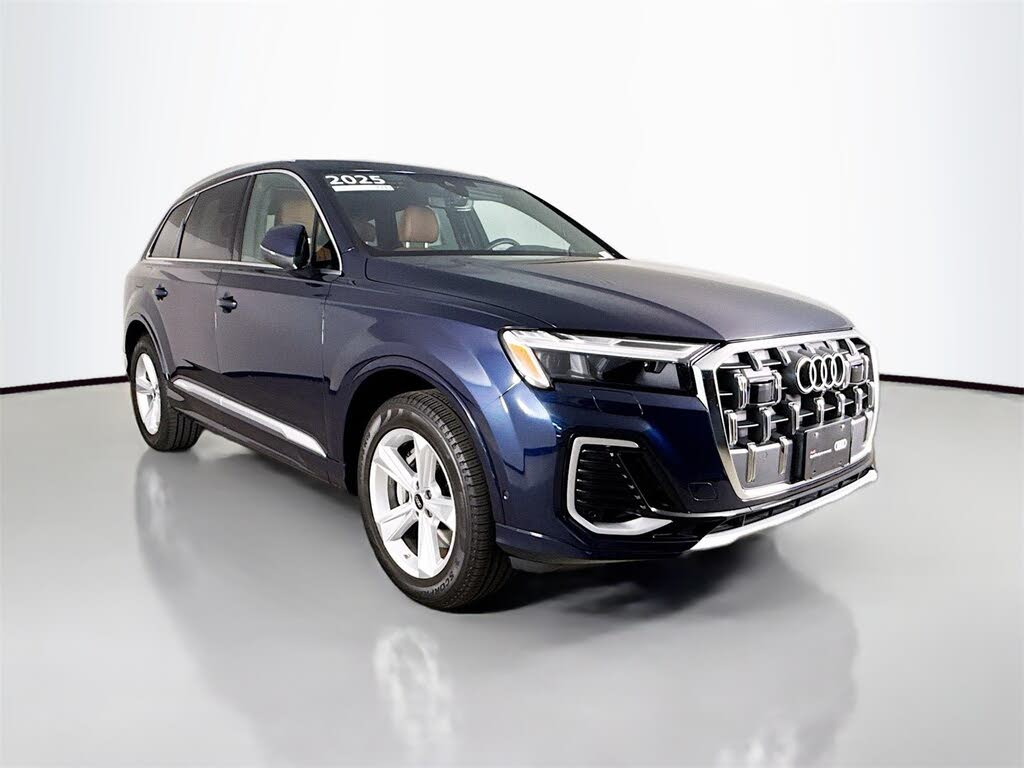 2025 Audi Q7 quattro Premium 45 TFSI