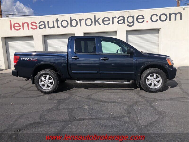 2011 Nissan Titan PRO-4X Crew Cab 4WD