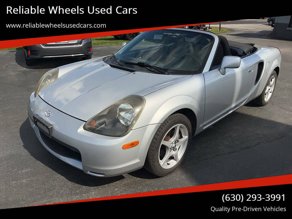 2000 Toyota MR2 Spyder 2 Dr STD Convertible