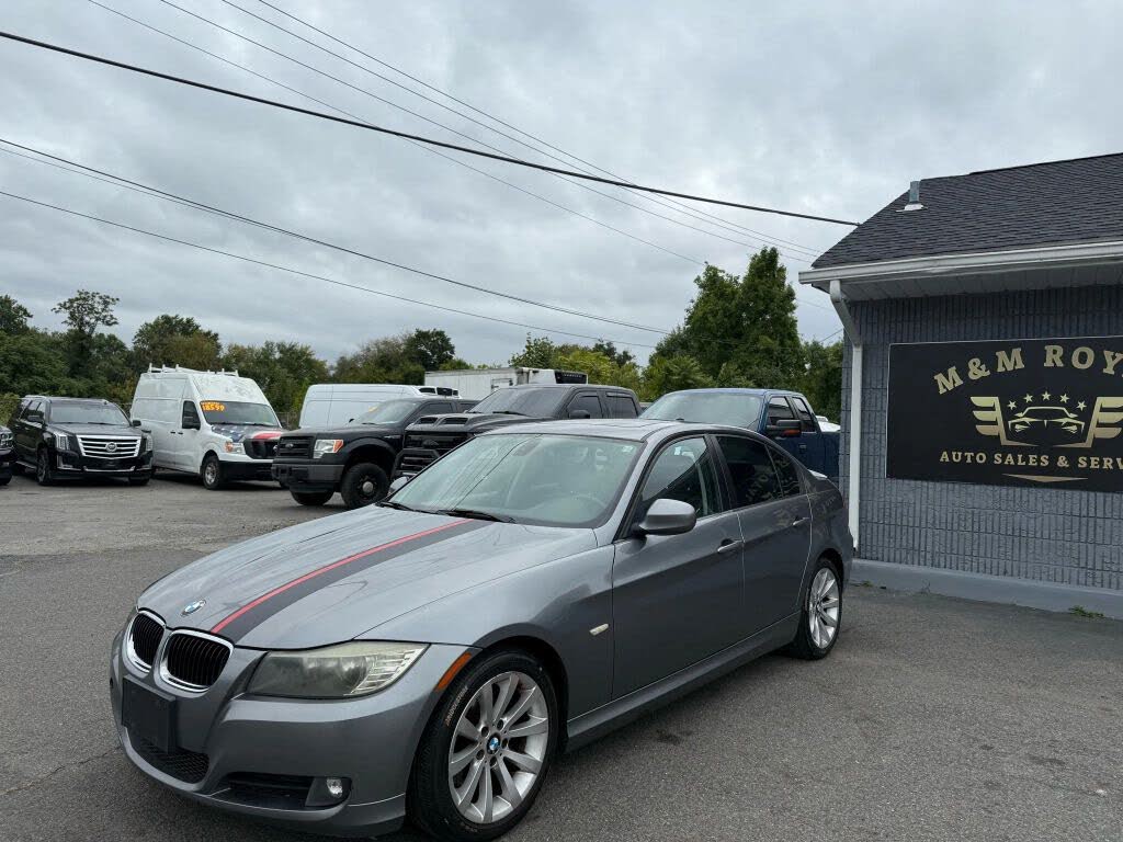 2011 BMW 3 Series 328i Sedan RWD