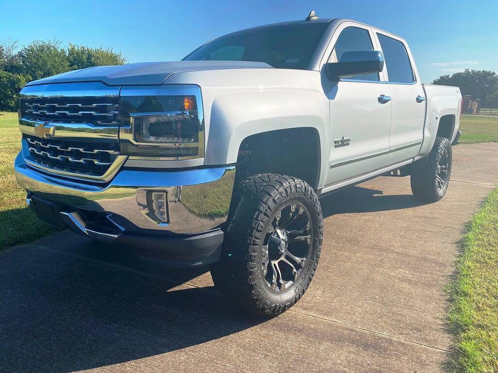 2016 Chevrolet Silverado 1500 LTZ Z71 Crew Cab 4WD