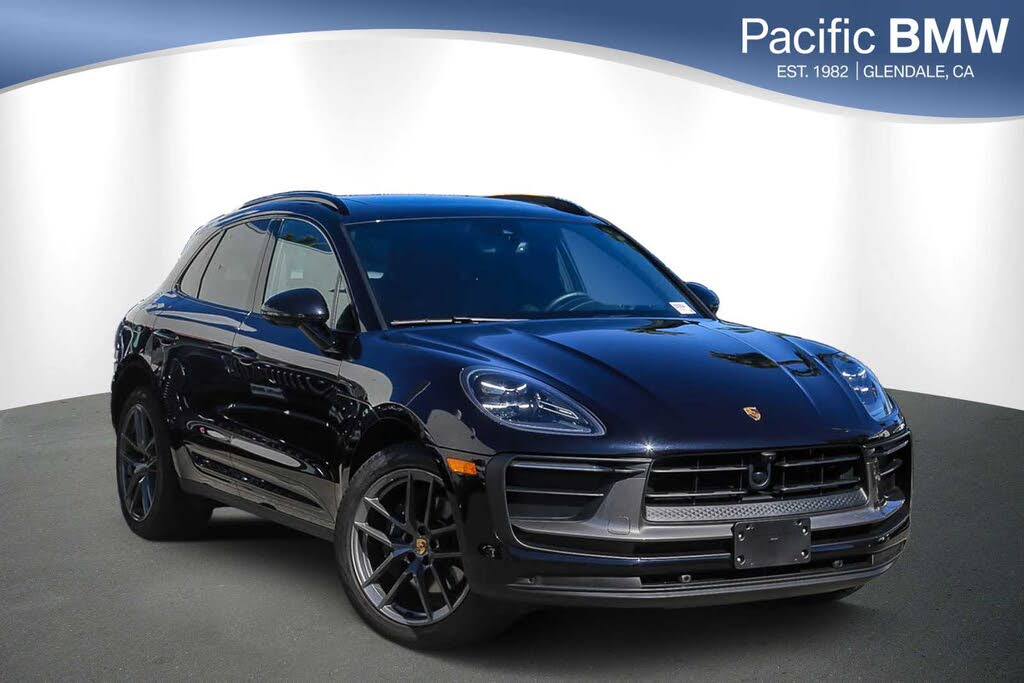 2024 Porsche Macan T AWD