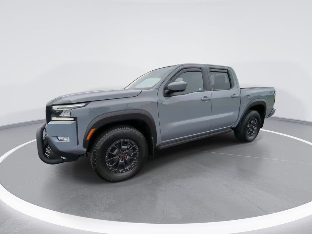 2023 Nissan Frontier PRO-4X Crew Cab 4WD