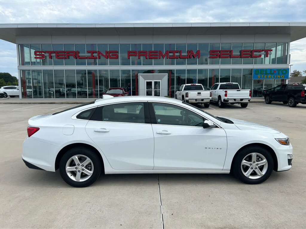 2024 Chevrolet Malibu LT with 1LT FWD