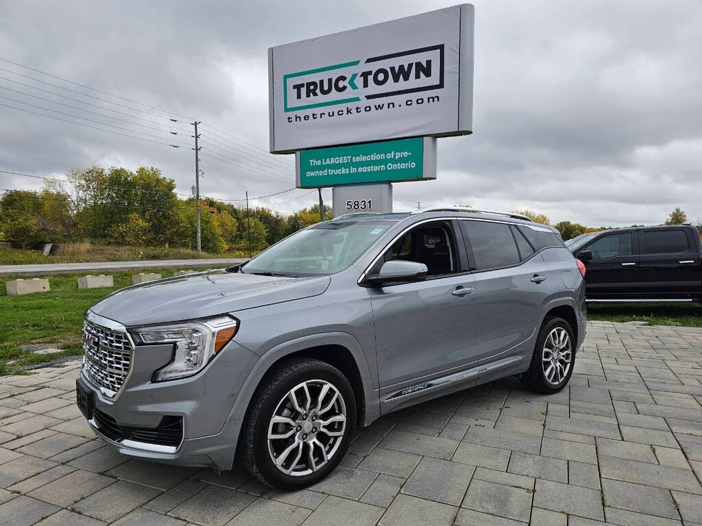 2024 GMC Terrain Denali AWD