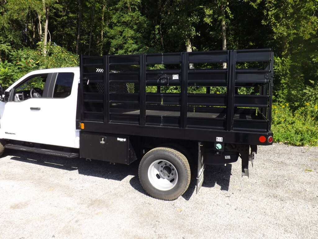 2026 Ford E-Series Chassis E-450 SD Cutaway 176 DRW RWD