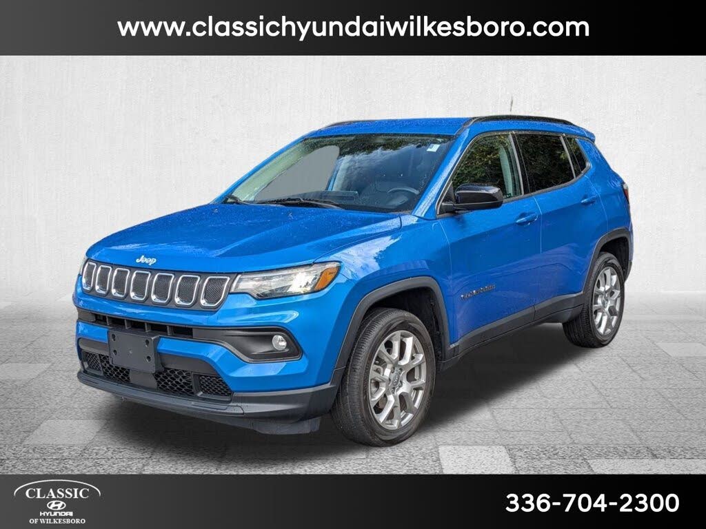 2022 Jeep Compass Latitude Lux 4WD