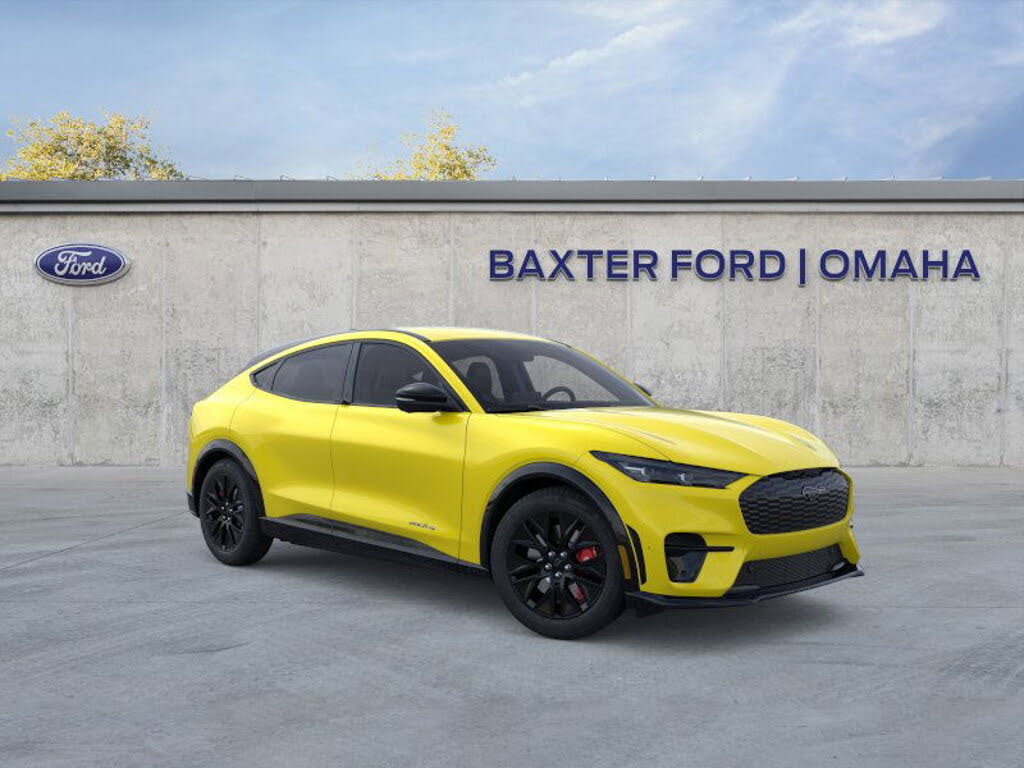 2025 Ford Mustang Mach-E Premium AWD