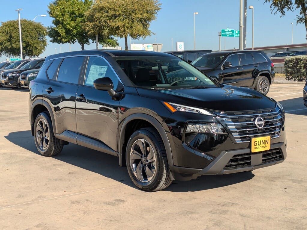 2026 Nissan Rogue SV FWD