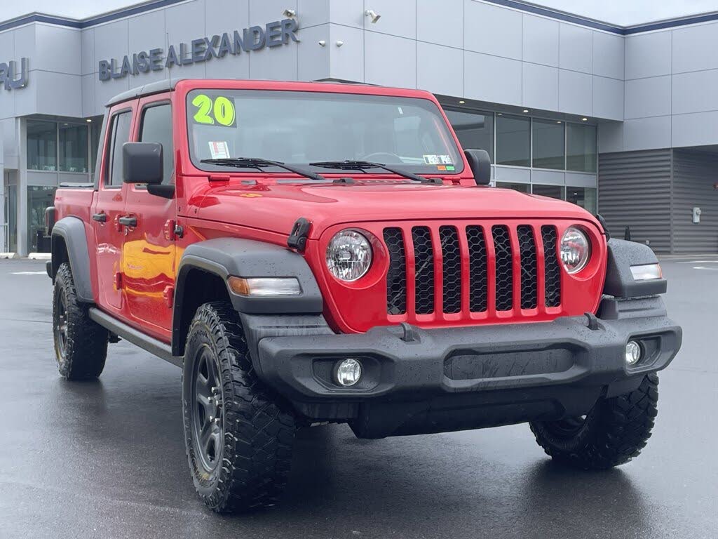 2020 Jeep Gladiator Sport S Crew Cab 4WD