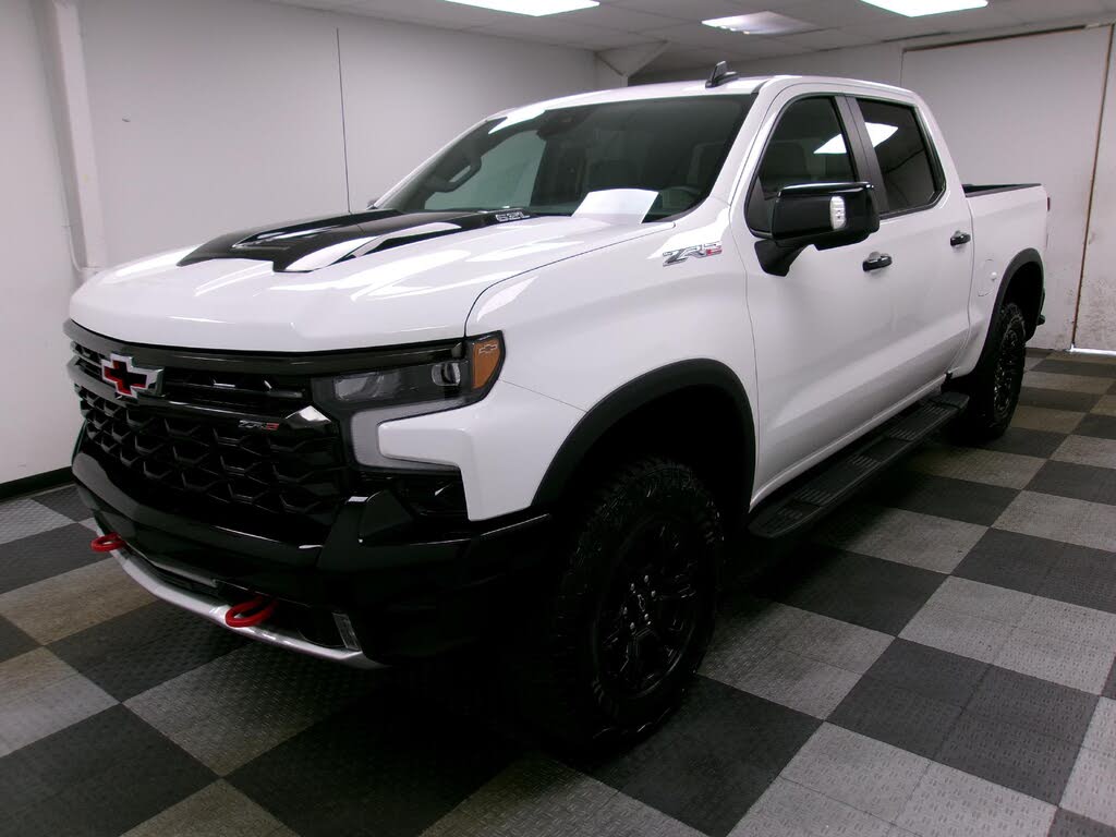 2023 Chevrolet Silverado 1500 ZR2 Crew Cab 4WD