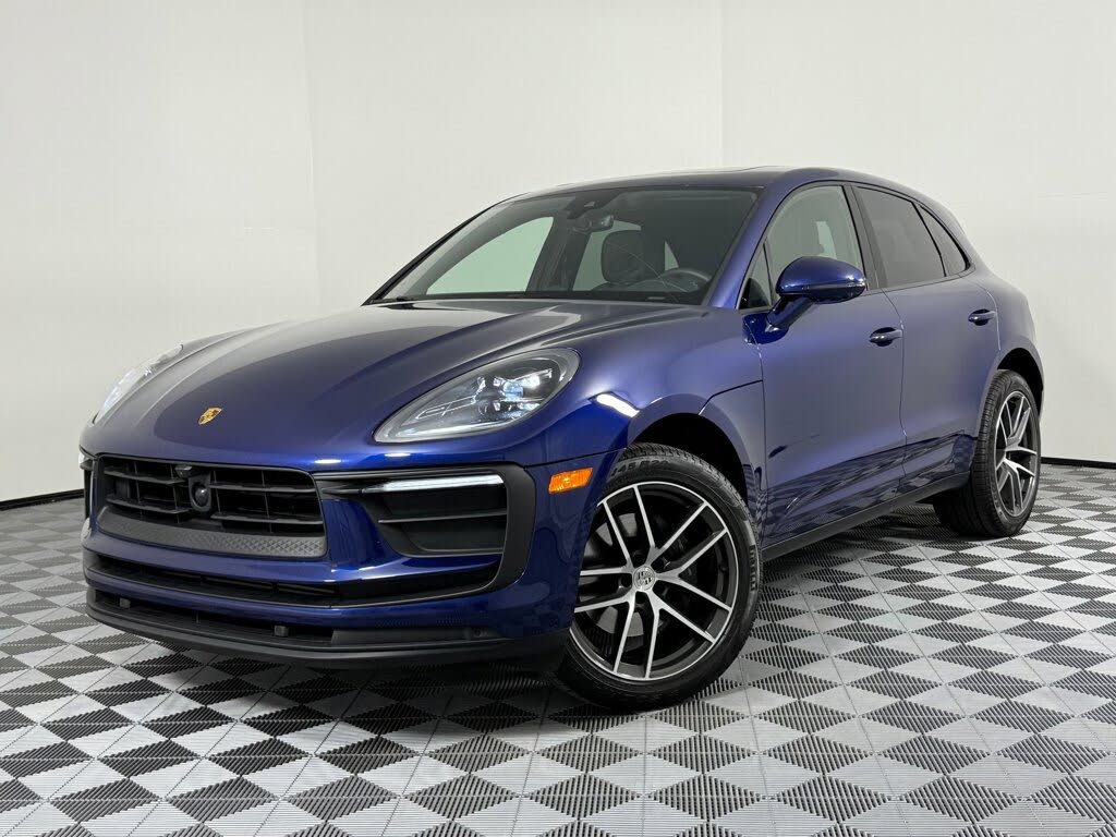2025 Porsche Macan AWD