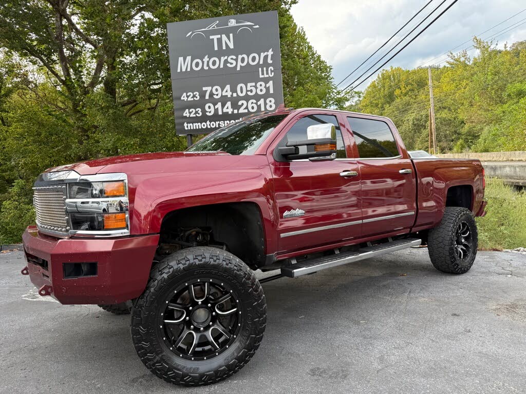 2015 Chevrolet Silverado 2500HD High Country Crew Cab 4WD