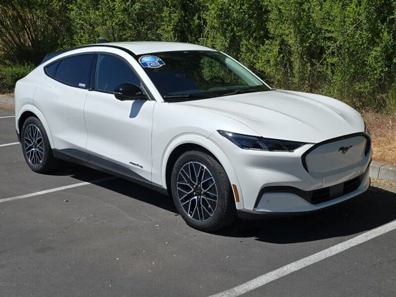 2025 Ford Mustang Mach-E Premium AWD