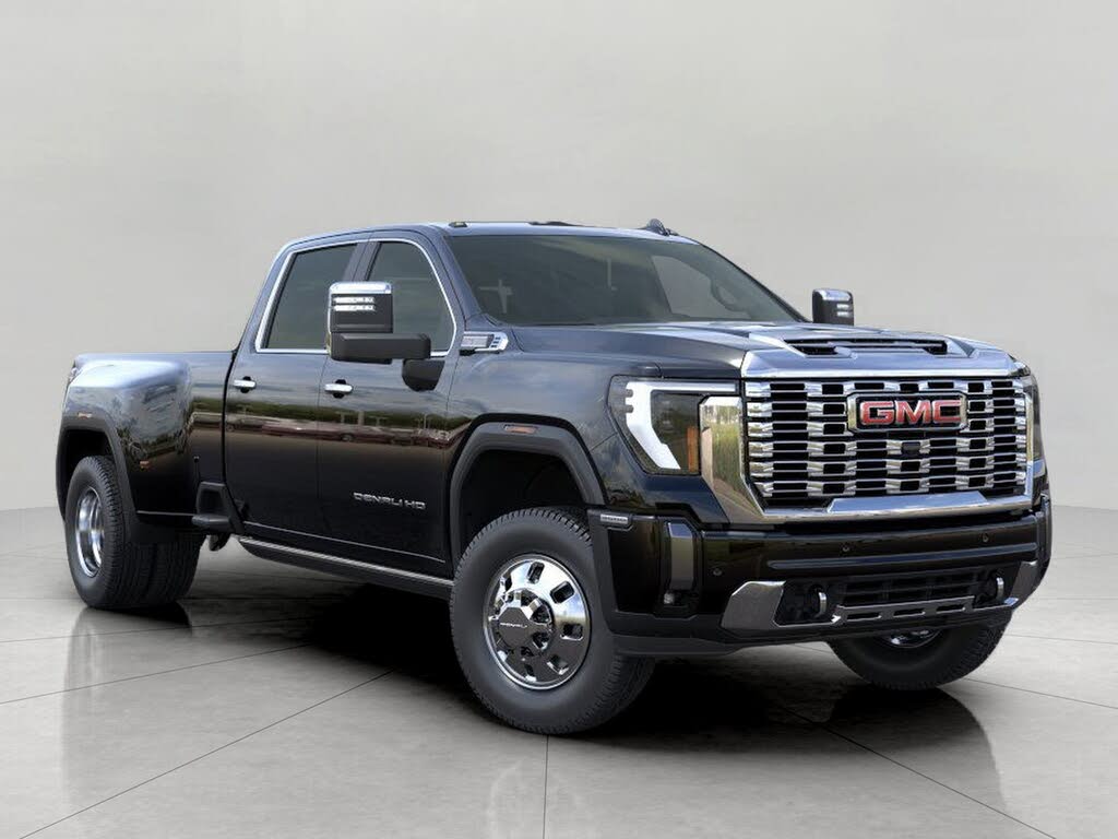 2026 GMC Sierra 3500HD Denali Crew Cab 4WD