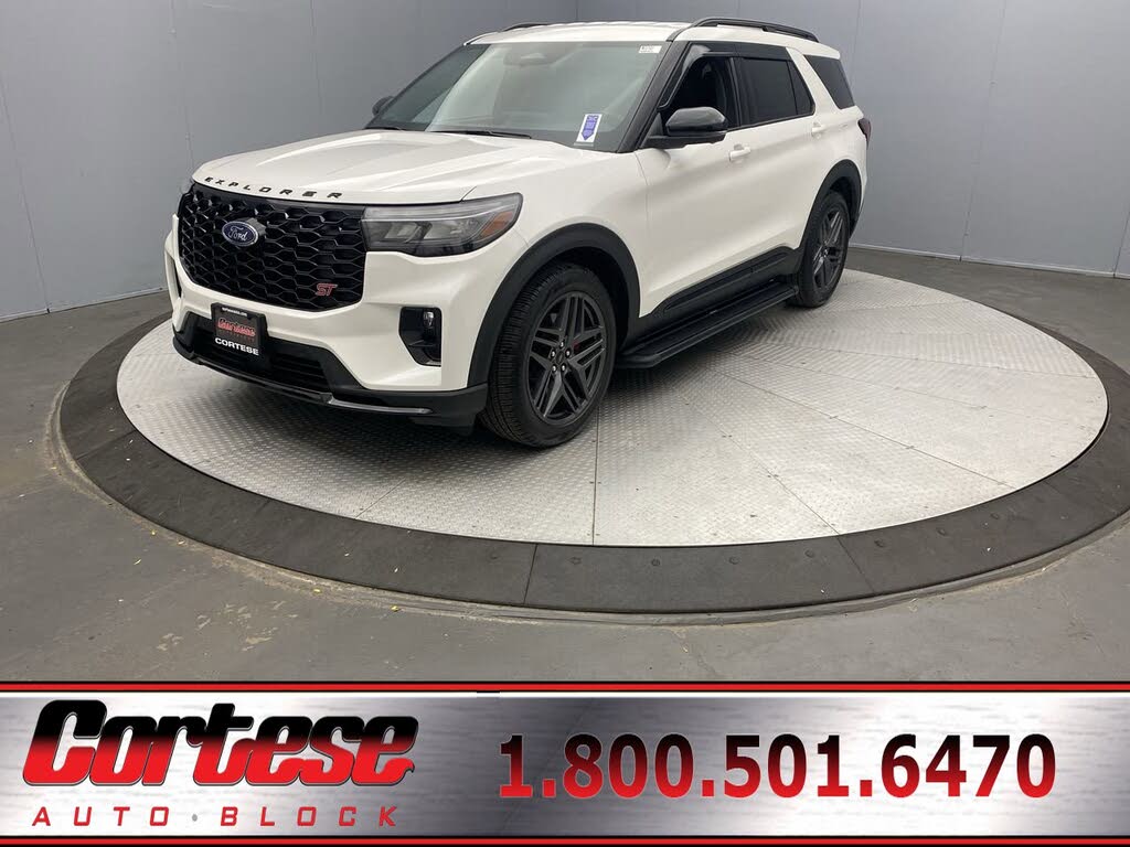 2025 Ford Explorer ST AWD