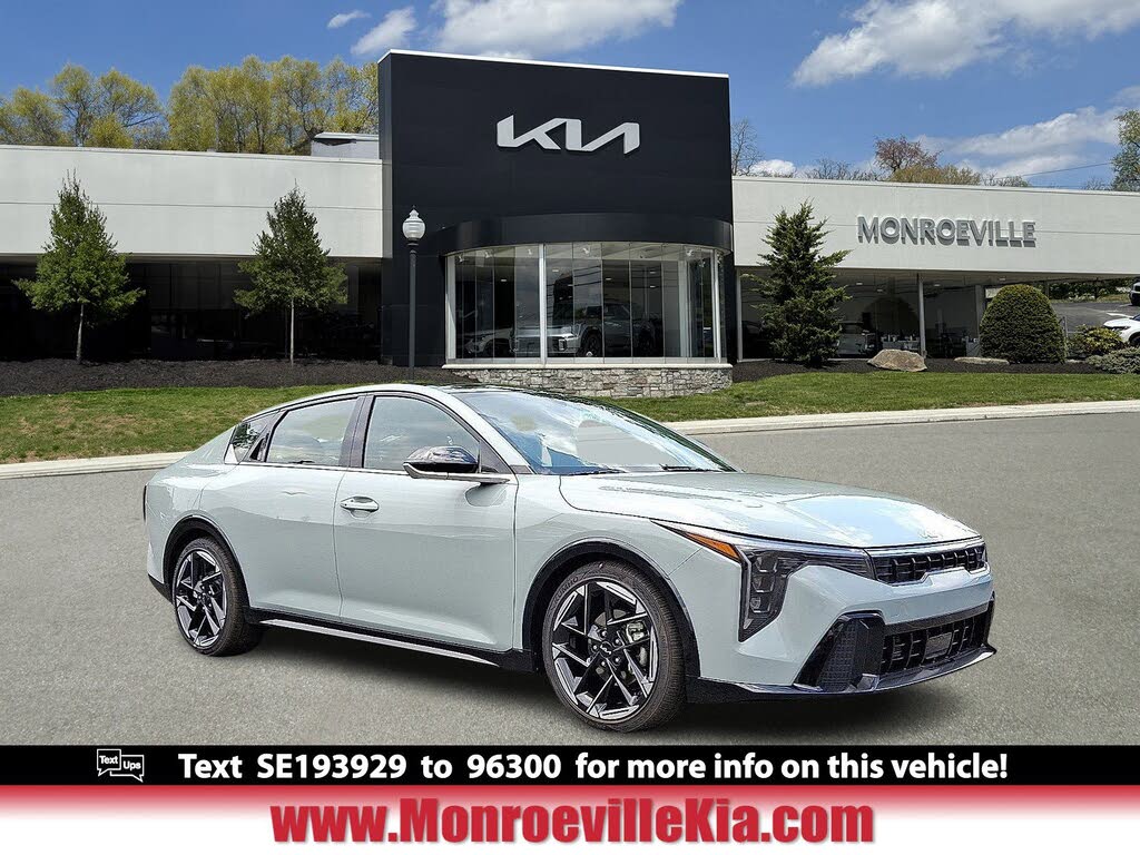 2025 Kia K4 GT-Line FWD