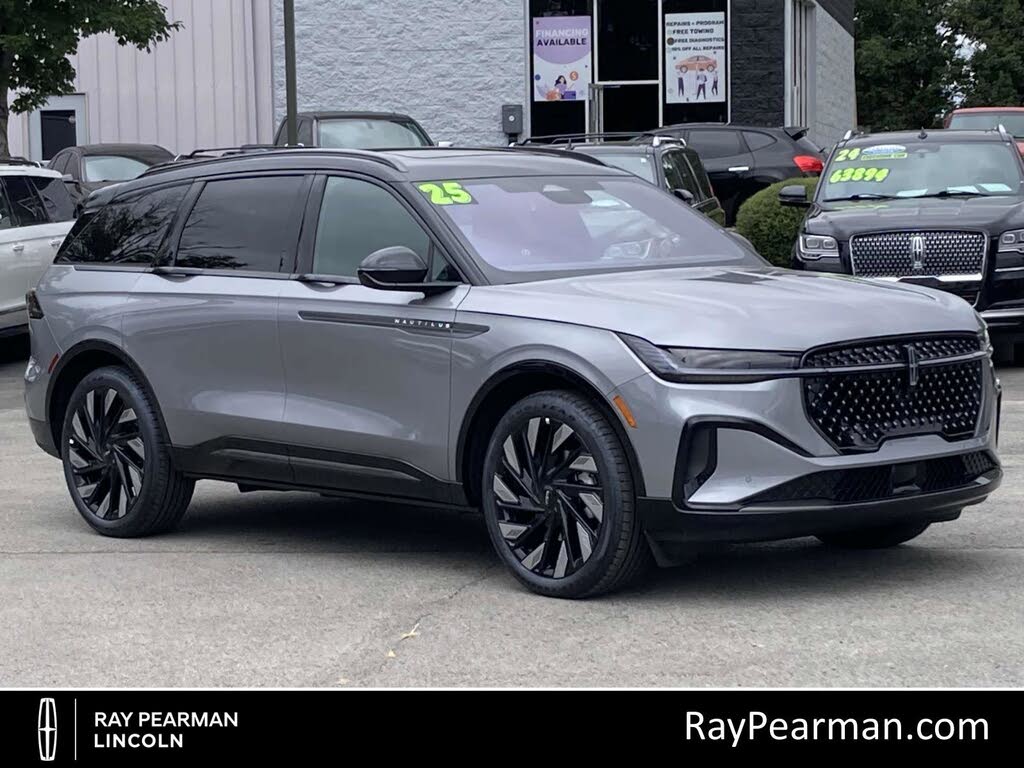 2025 Lincoln Nautilus Reserve AWD