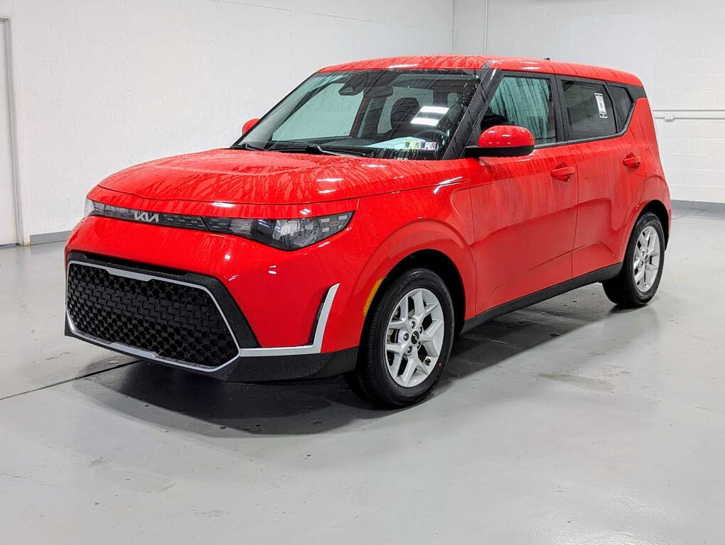 2023 Kia Soul LX FWD