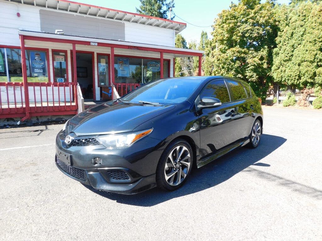 2016 Scion iM Base