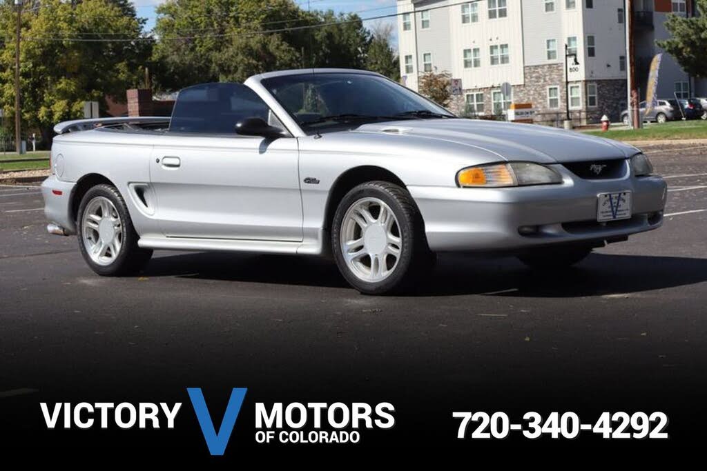 1998 Ford Mustang GT Convertible RWD