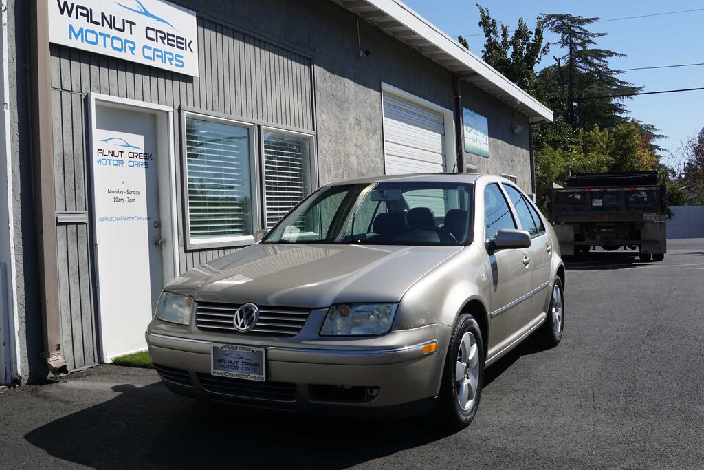 2004 Volkswagen Jetta GLS Sedan FWD