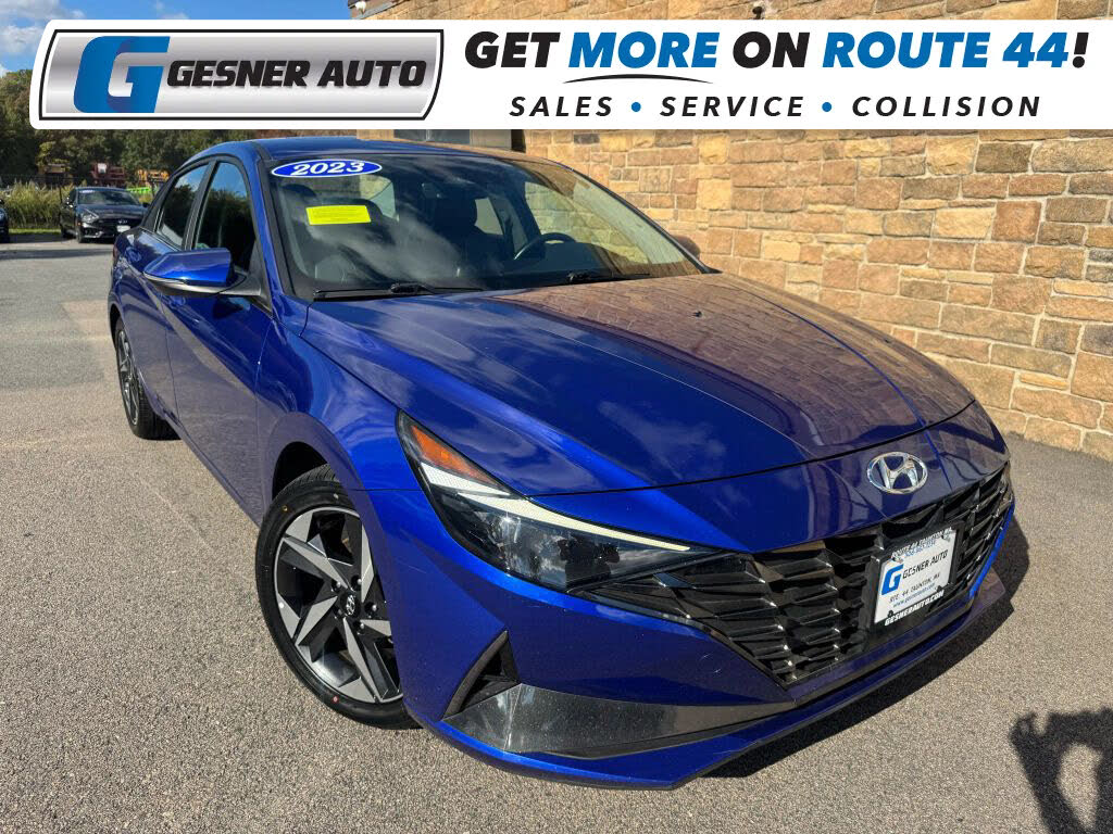 2023 Hyundai Elantra Limited FWD