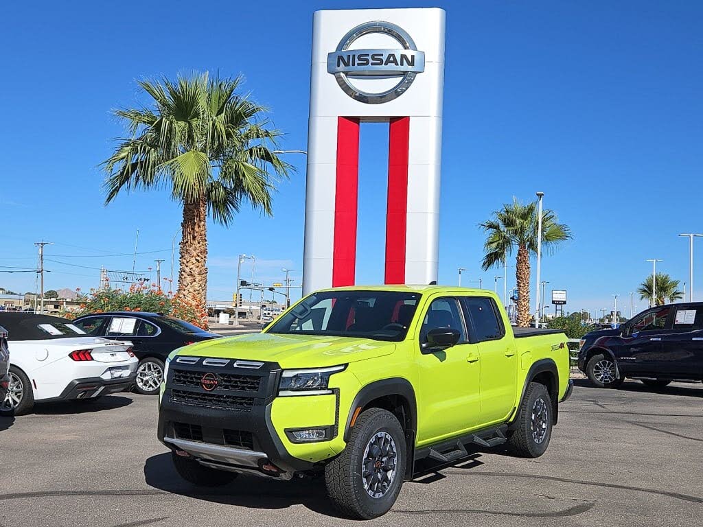 2026 Nissan Frontier PRO-4X Crew Cab 4WD