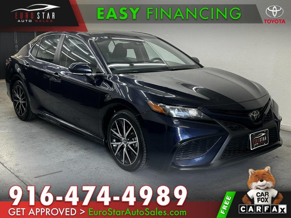 2022 Toyota Camry SE FWD