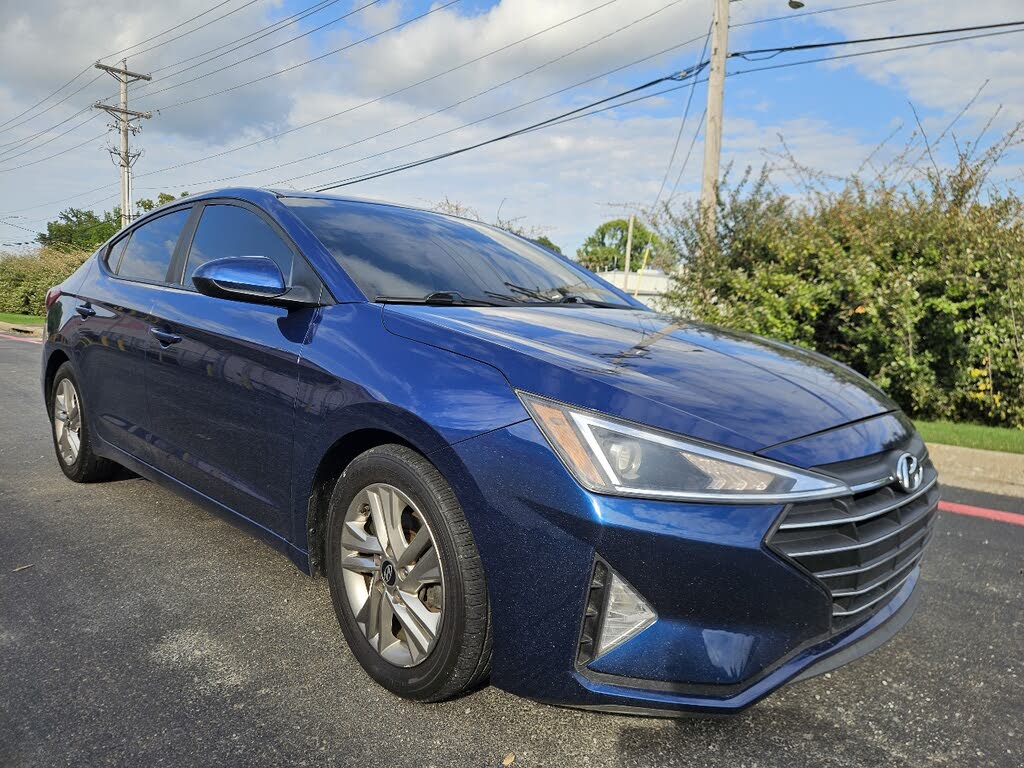 2019 Hyundai Elantra Limited FWD