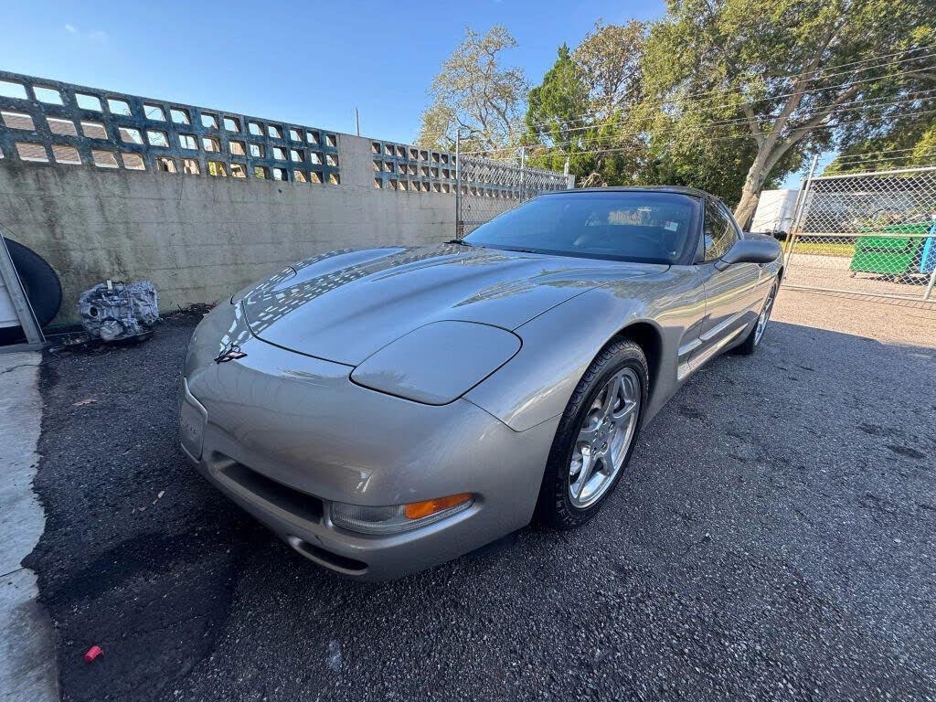 2001 Chevrolet Corvette Coupe RWD