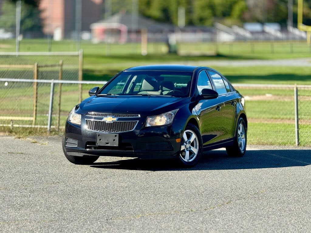 2011 Chevrolet Cruze 1LT Sedan FWD