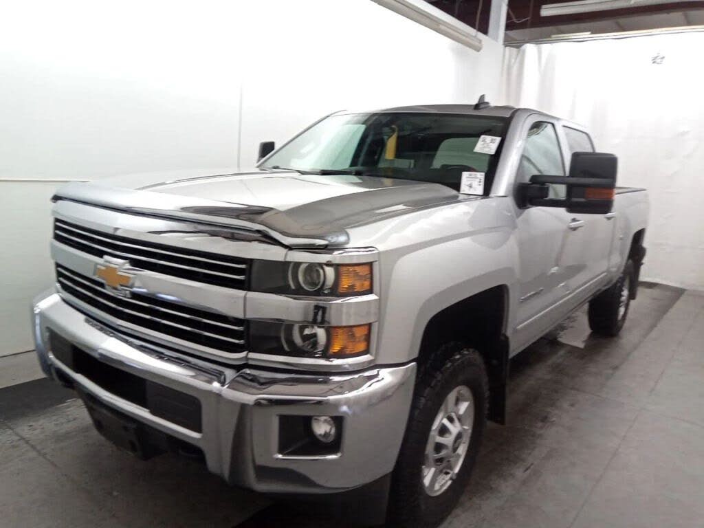 2018 Chevrolet Silverado 2500HD LT Crew Cab 4WD