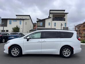 Chrysler Voyager LXi FWD