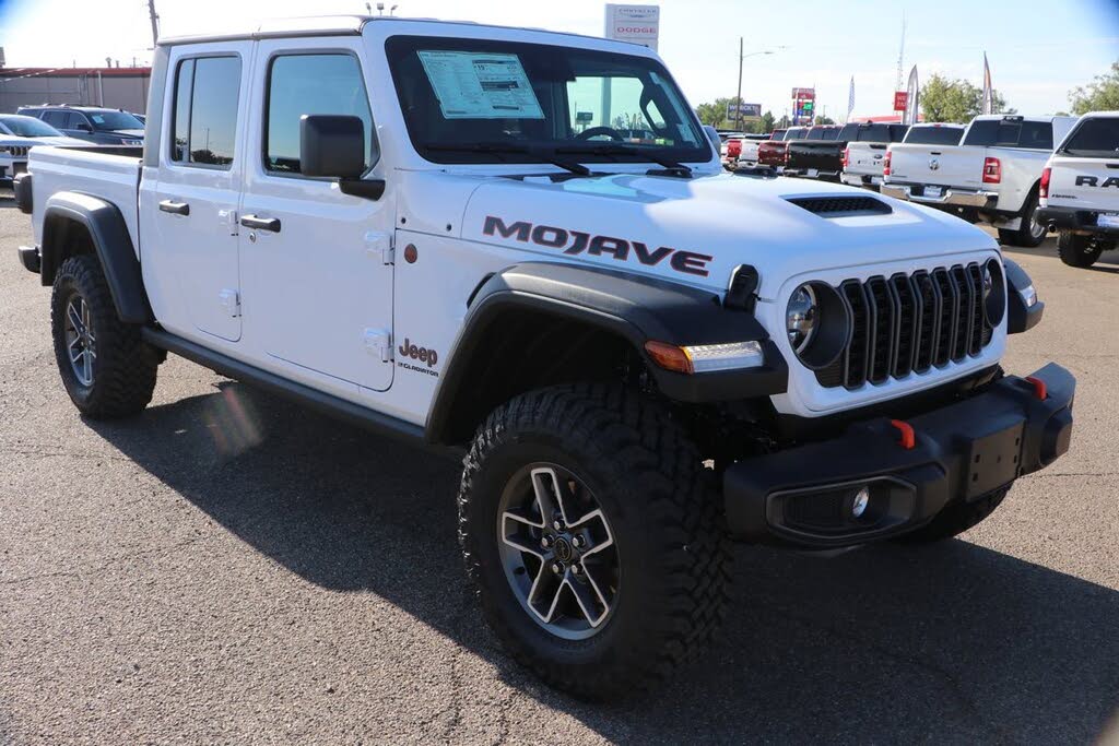 2025 Jeep Gladiator Mojave Crew Cab 4WD