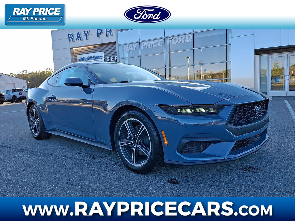 2025 Ford Mustang EcoBoost Fastback RWD