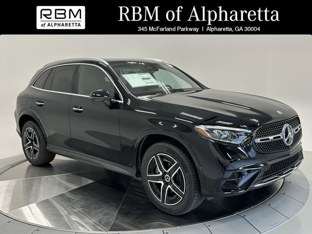 2026 Mercedes-Benz GLC 300 RWD