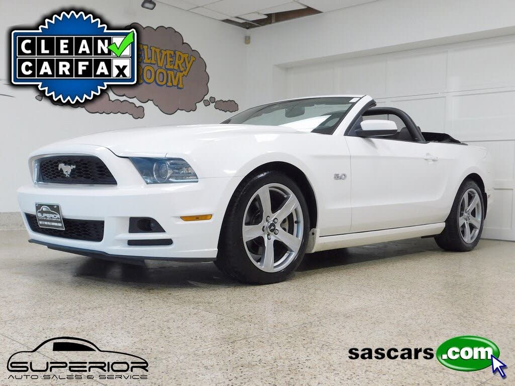 2013 Ford Mustang GT Premium Convertible RWD