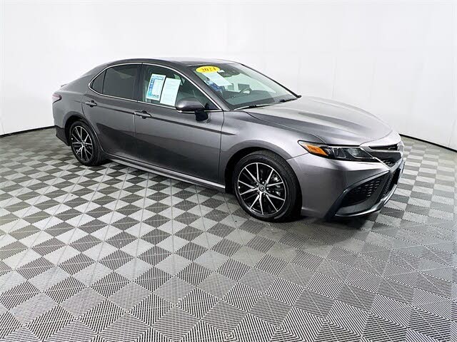 2024 Toyota Camry SE Nightshade FWD