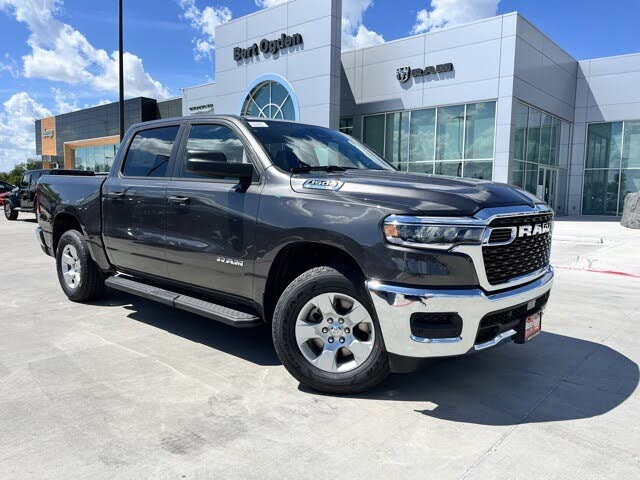 2025 RAM 1500 Tradesman Crew Cab 4WD
