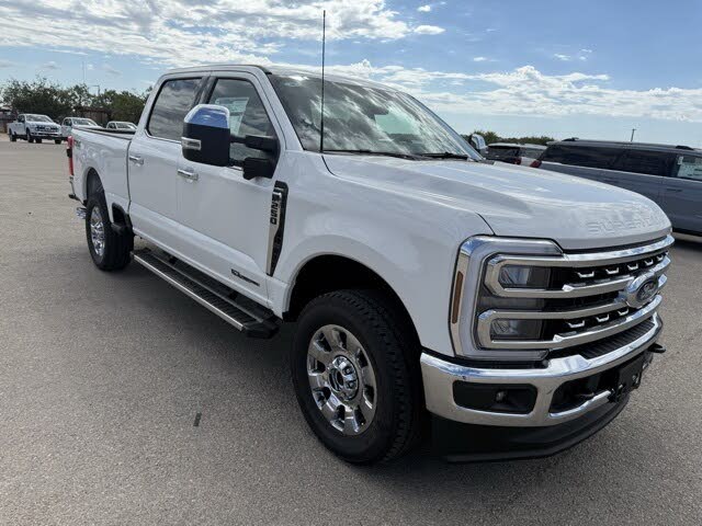 2026 Ford F-250 Super Duty Lariat Crew Cab 4WD