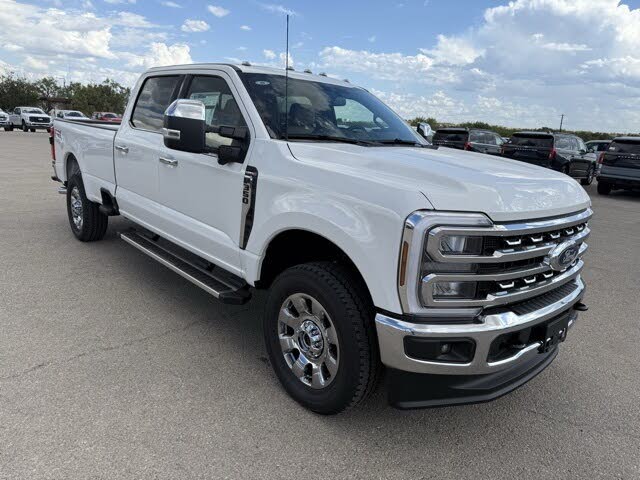 2026 Ford F-350 Super Duty Lariat Crew Cab 4WD