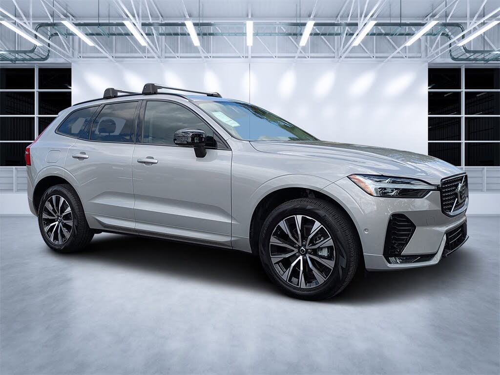 2024 Volvo XC60 B5 Plus Dark Theme AWD