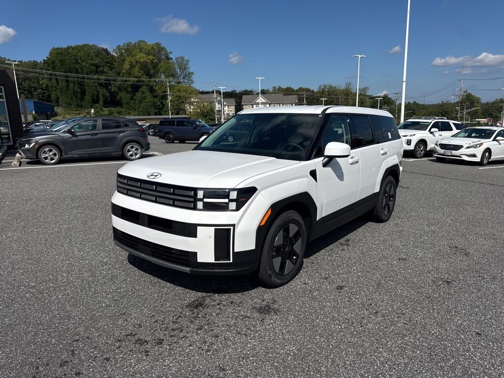 2026 Hyundai Santa Fe Hybrid SE FWD