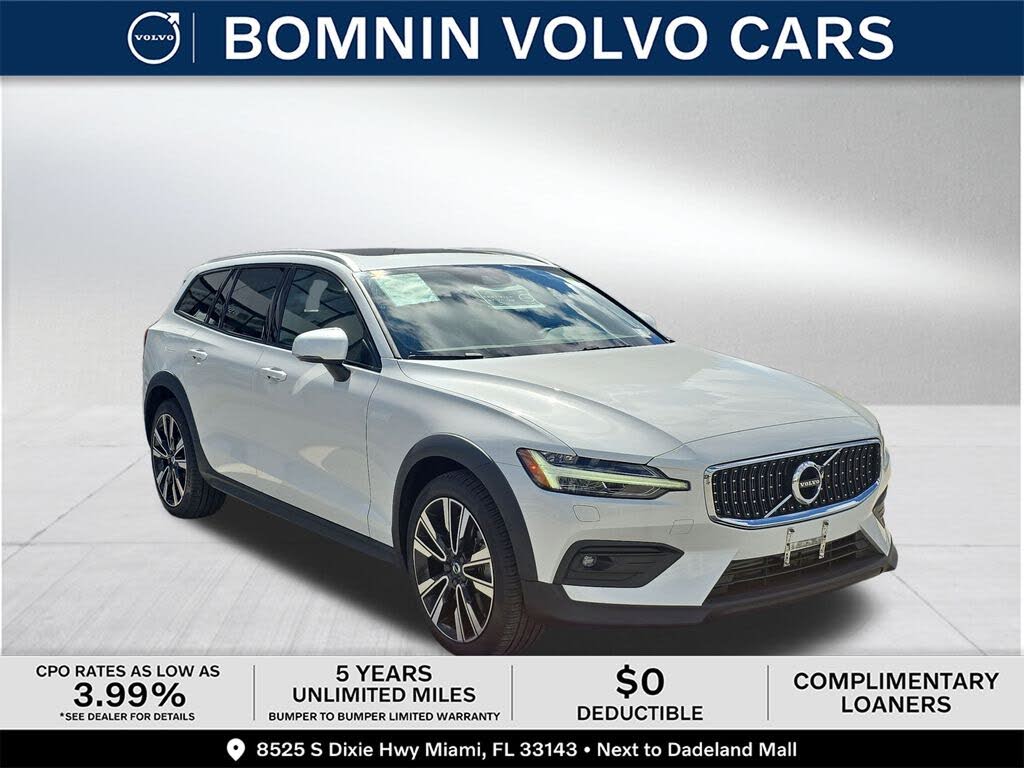 2022 Volvo V60 Cross Country T5 AWD