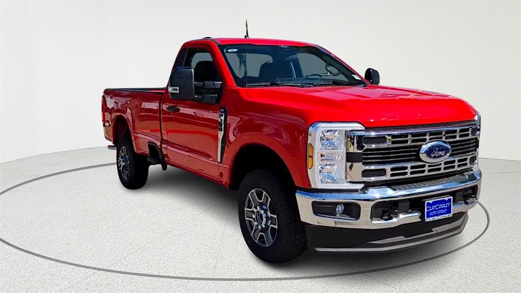 2025 Ford F-350 Super Duty XLT Regular Cab LB 4WD