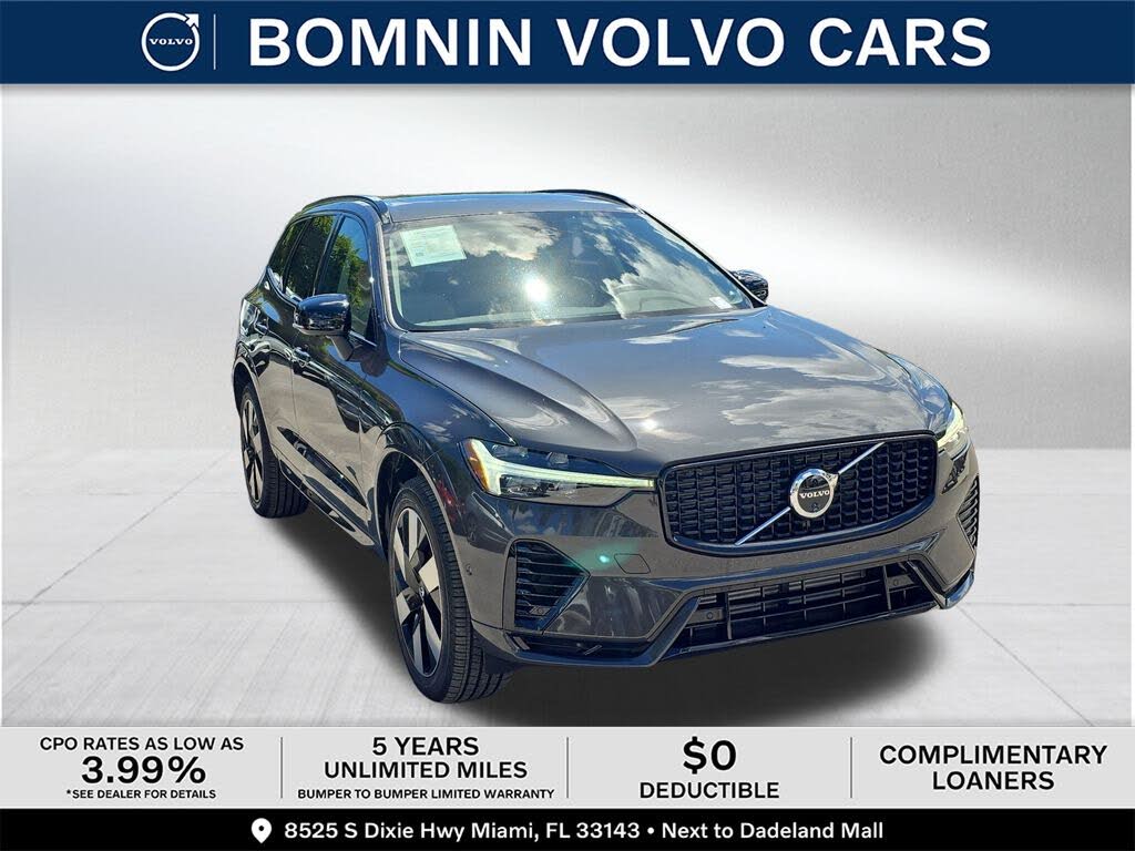 2025 Volvo XC60 Recharge T8 Plus Dark Theme eAWD
